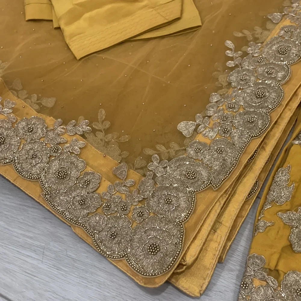 Indian/ Pakistani Salwar suit - Picture 4 of 6